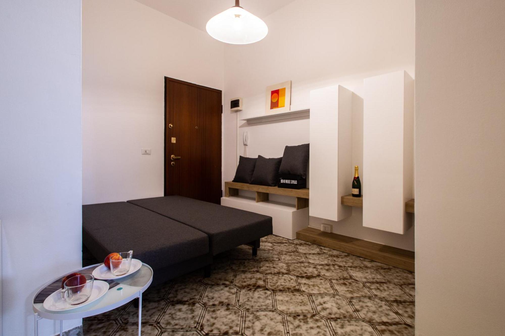Milano-Linate Suite Self Check In & Free Parking Exterior photo
