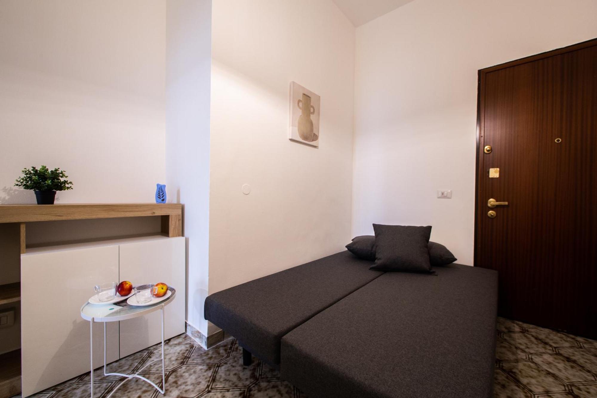 Milano-Linate Suite Self Check In & Free Parking Exterior photo